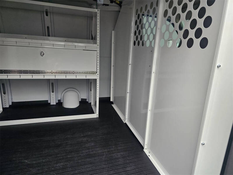 2025 Chevrolet Express 2500