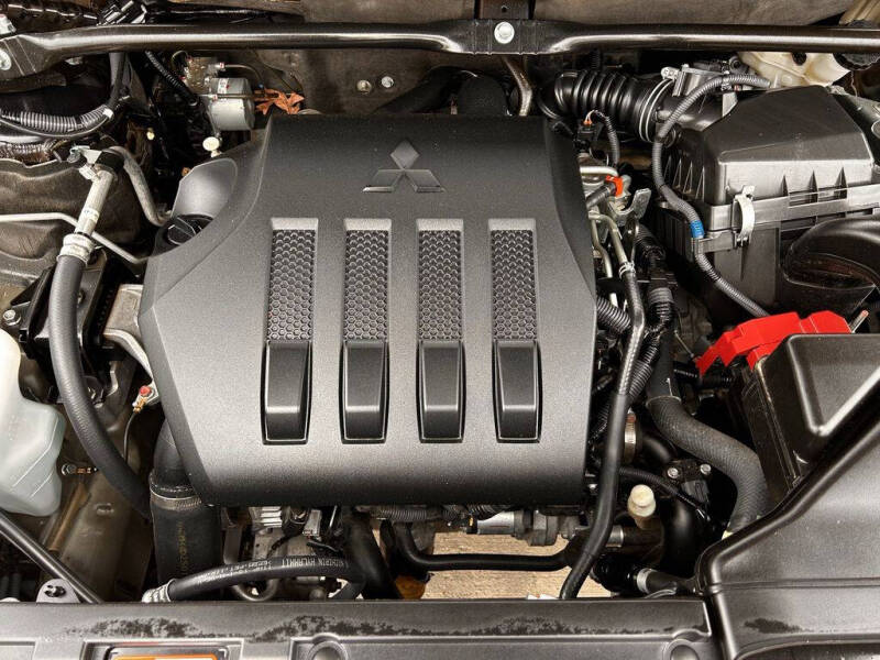 2025 Mitsubishi Eclipse Cross SE