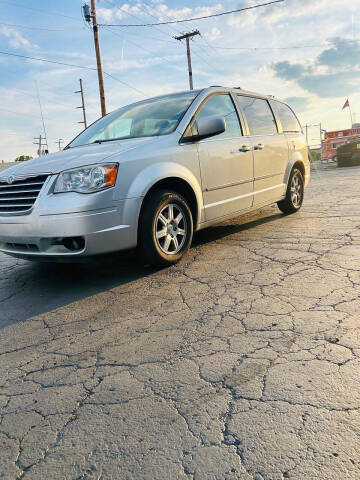 2010 Chrysler Town and Country Touring