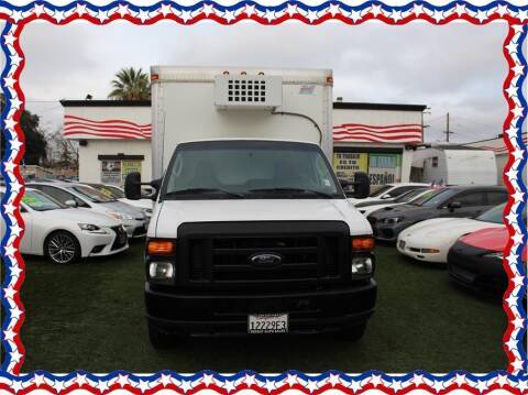 2011 Ford E-Series for sale at ATWATER AUTO WORLD in Atwater CA