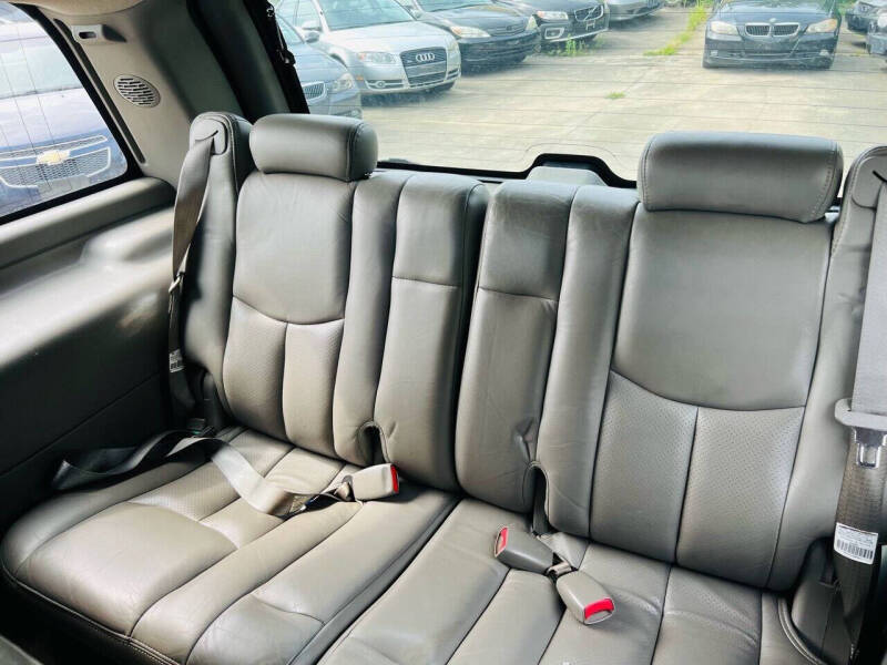 2003 Cadillac Escalade