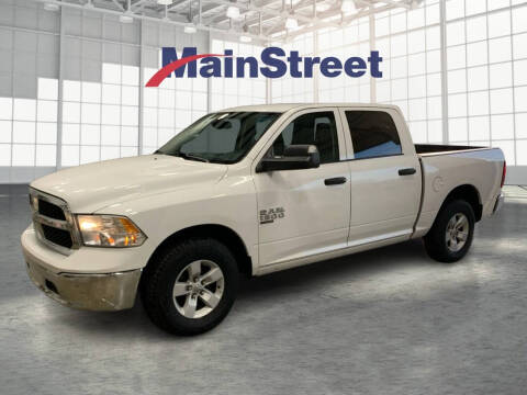 2023 RAM 1500 Classic SLT