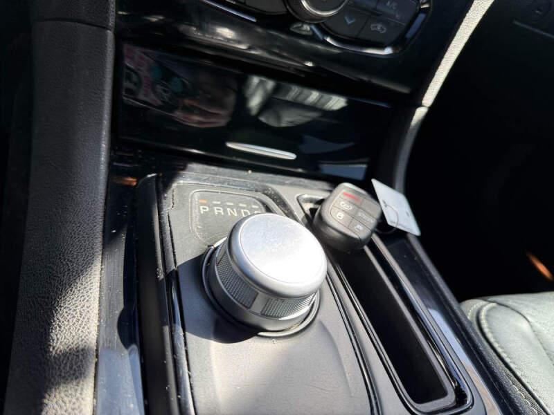 2021 Chrysler 300 S V6