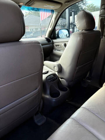2005 Toyota Sequoia Limited