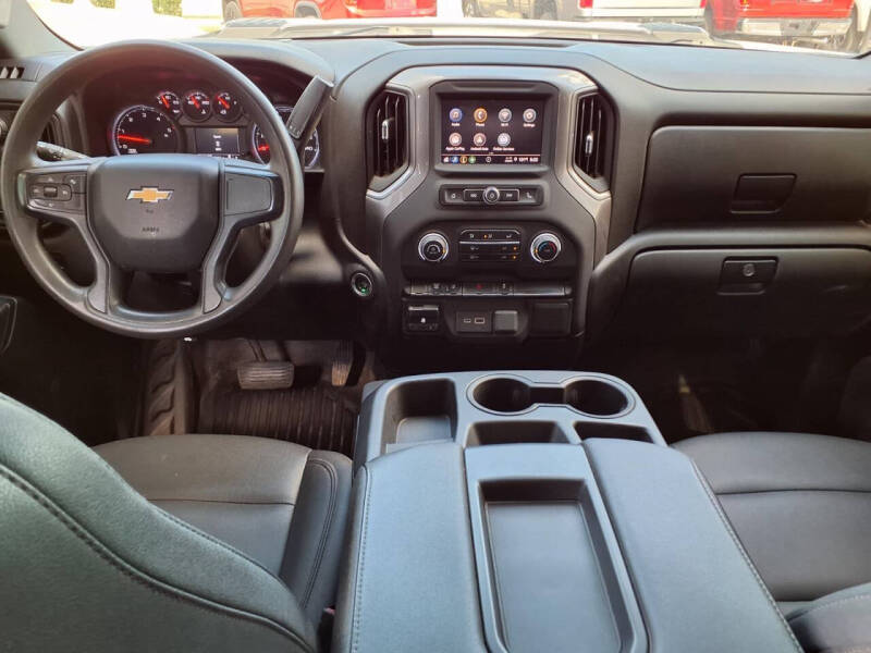 2024 Chevrolet Silverado 3500HD CC Work Truck
