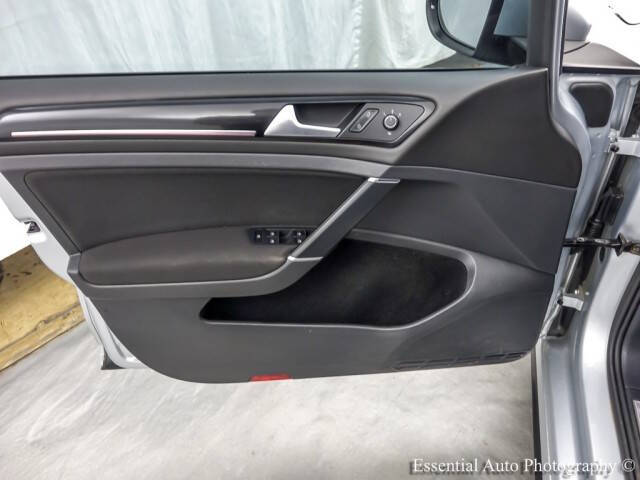 2017 Volkswagen Golf GTI S
