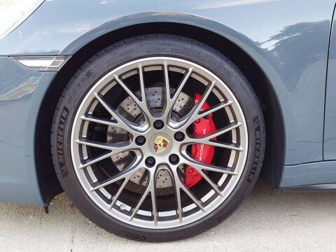 2017 Porsche 911 Carrera 4S