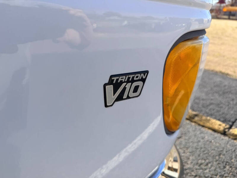 2001 Ford E-Series
