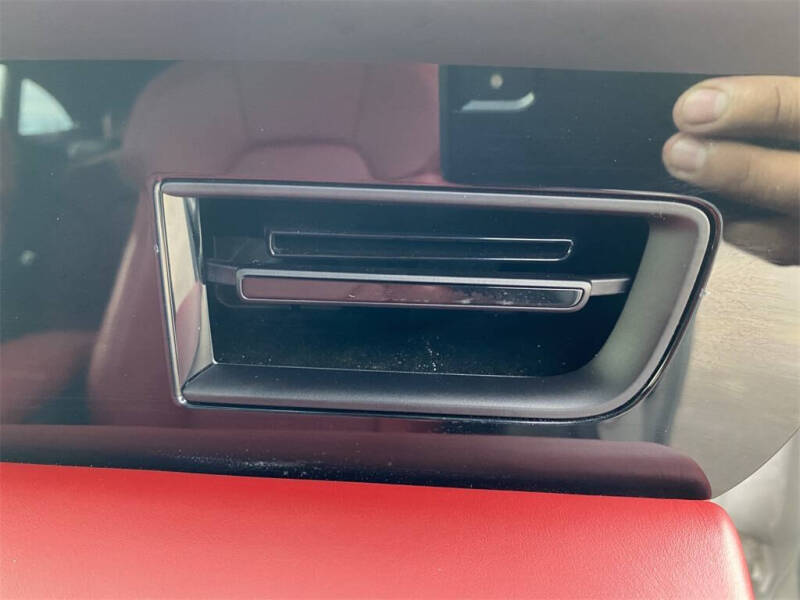 2024 Porsche Taycan GTS Sport Turismo