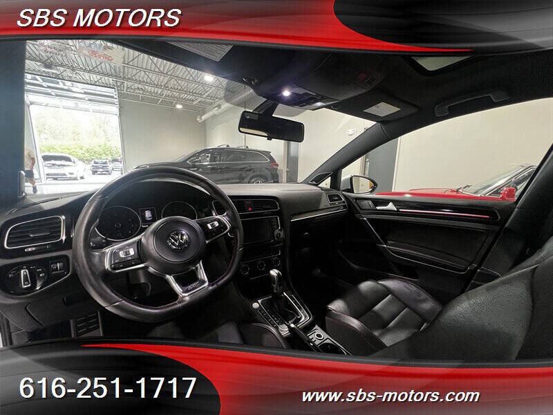 2017 Volkswagen Golf GTI SE