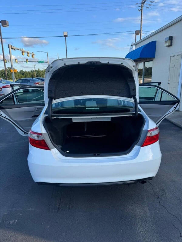 2017 Toyota Camry SE