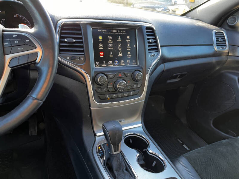 2017 Jeep Grand Cherokee Altitude