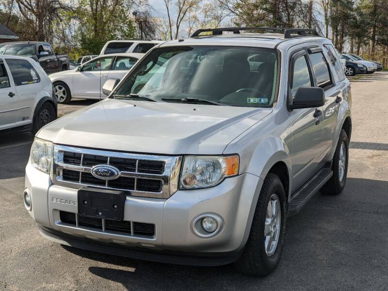 2009 Ford Escape for sale at Innovative Auto Sales,LLC in Belle Vernon PA