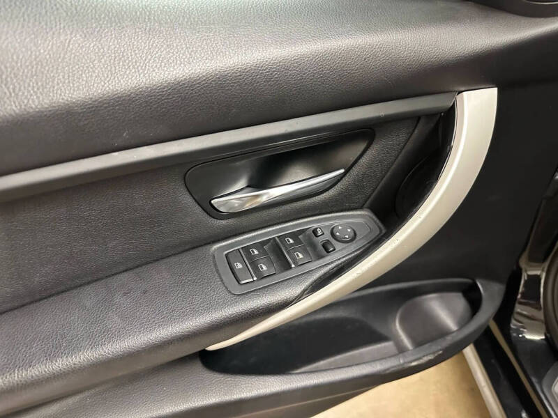 2018 BMW 3 Series 320i xDrive