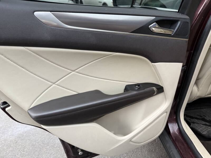 2019 Lincoln MKC Premiere