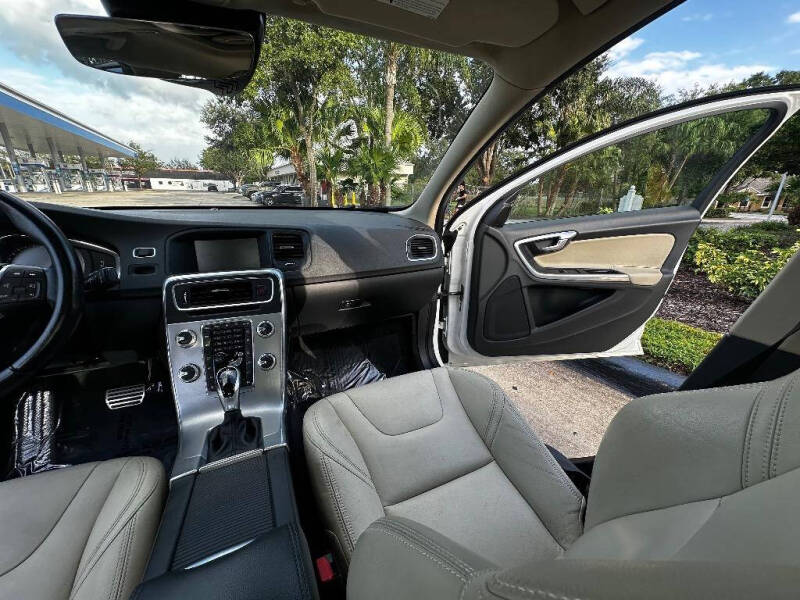 2017 Volvo S60 T5 Dynamic