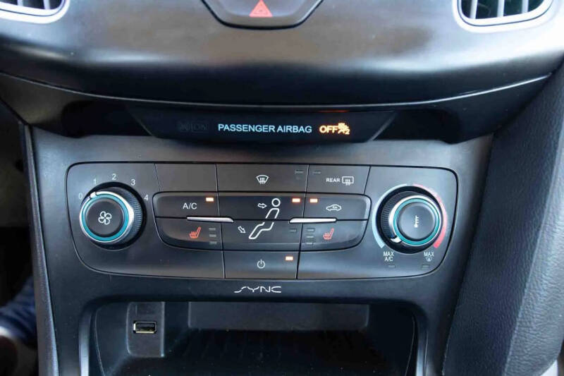 2017 Ford Focus SE