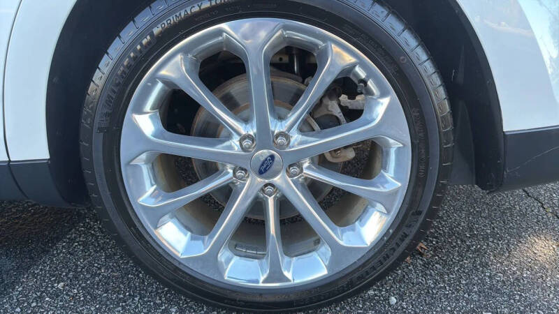 2017 Ford Taurus Limited