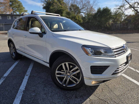 2016 Volkswagen Touareg VR6 Lux