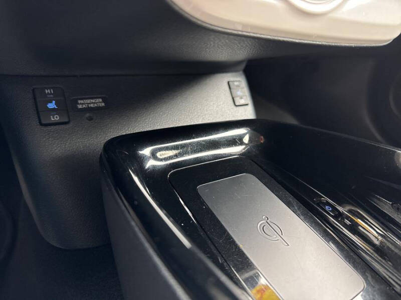 2017 Toyota Prius Four Touring