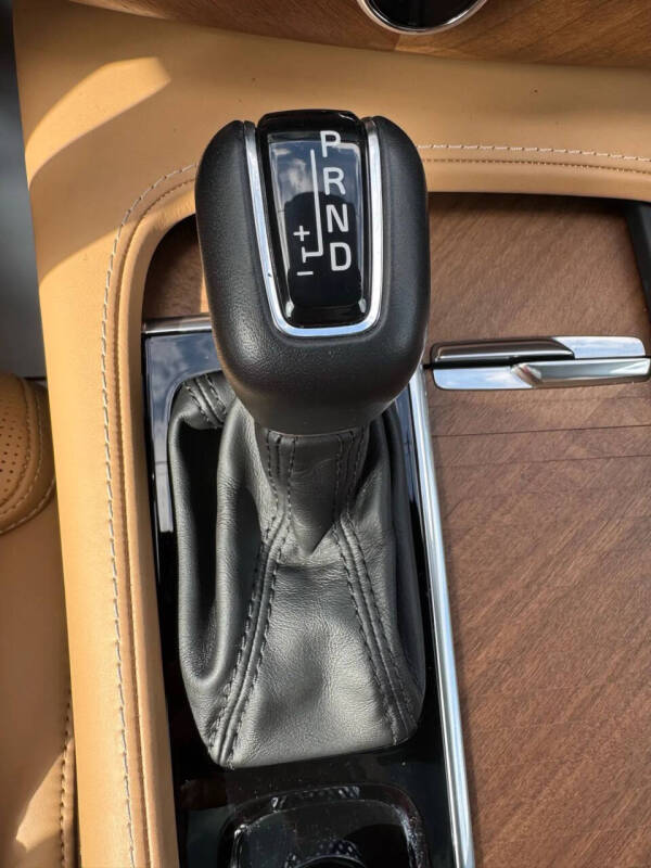 2019 Volvo XC90 T6 Inscription