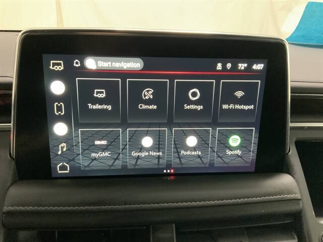 2022 GMC Yukon XL SLE