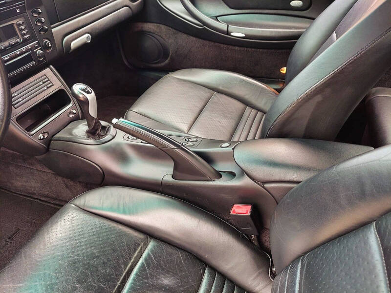 2004 Porsche 911 Carrera 4S