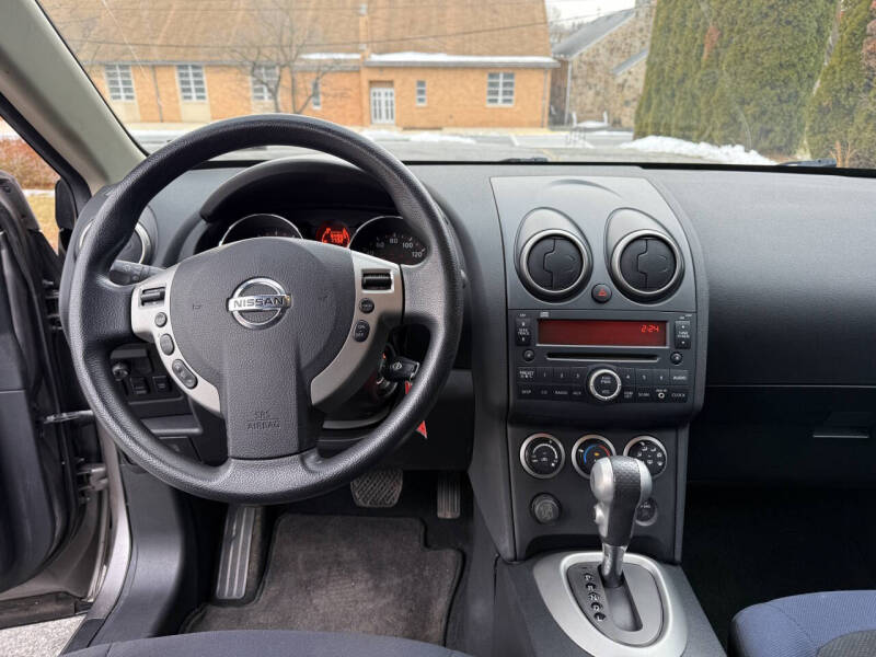 2010 Nissan Rogue S Krom