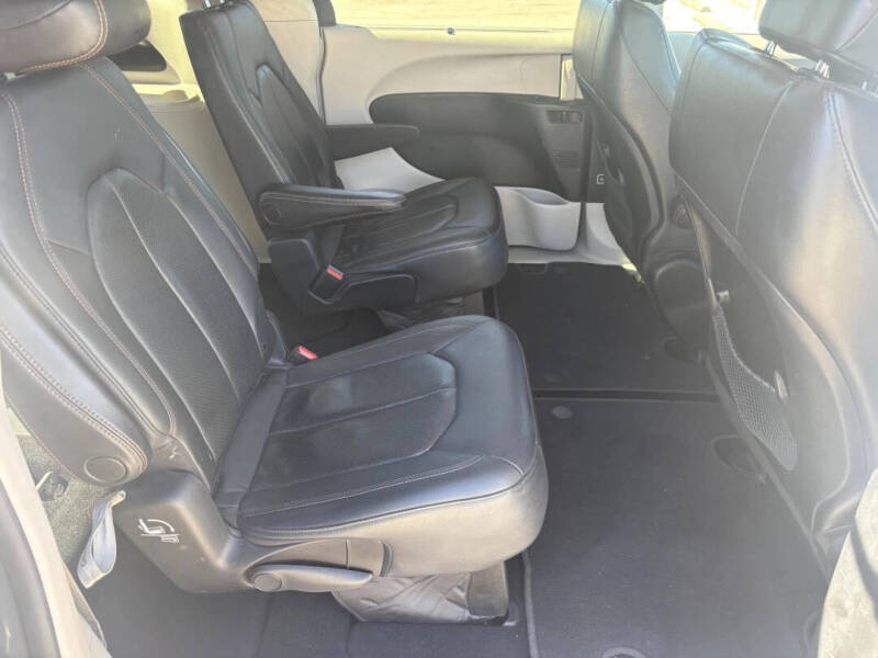 2019 Chrysler Pacifica Touring L