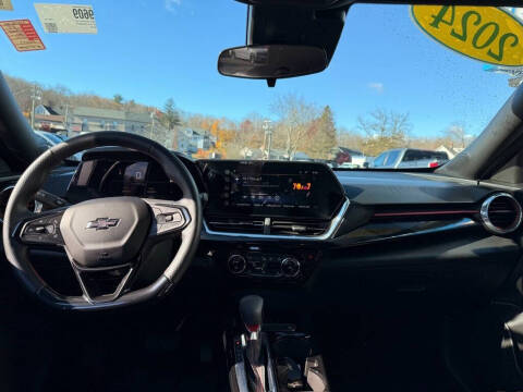 2024 Chevrolet Trax RS