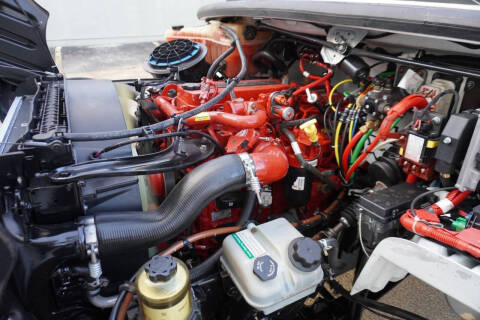 2018 Freightliner M2 106