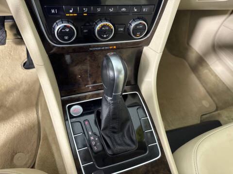 2015 Volkswagen Passat 1.8T SEL Premium