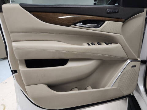 2020 Cadillac Escalade ESV Premium Luxury