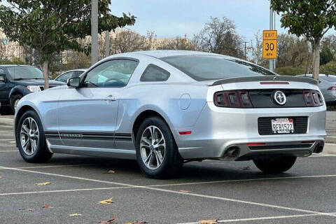 2014 Ford Mustang V6 Premium