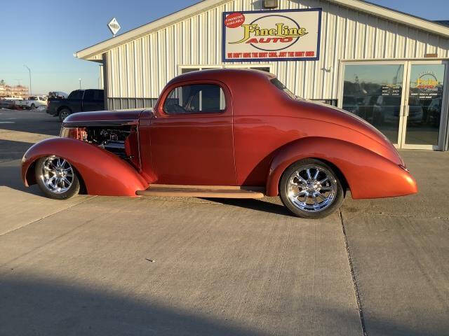 1937 Studebaker DICTATOR