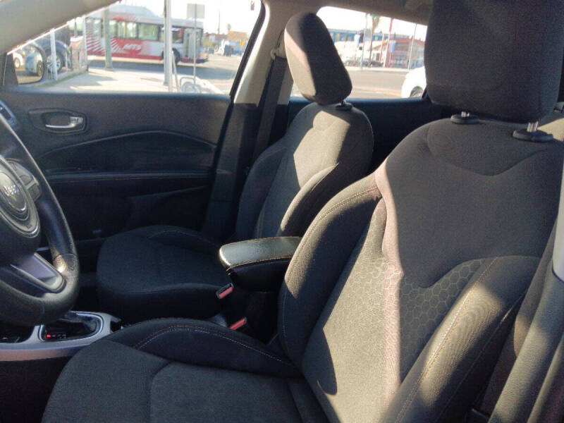 2019 Jeep Compass Sport