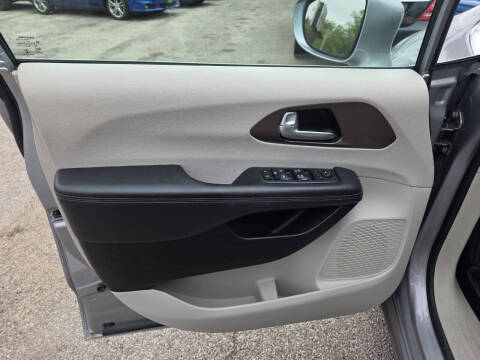 2018 Chrysler Pacifica Touring L