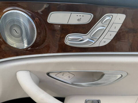 2017 Mercedes-Benz E-Class E 300 4MATIC