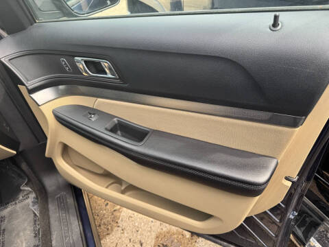 2016 Ford Explorer