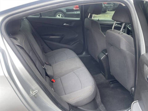 2018 Chevrolet Cruze LS Auto