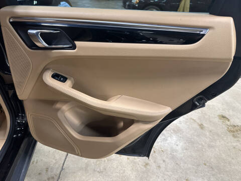 2015 Porsche Macan S