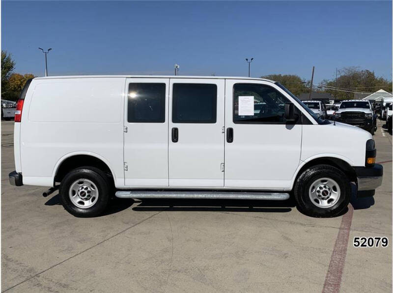2023 GMC Savana 2500