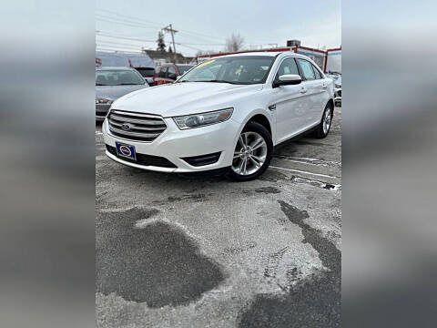 2013 Ford Taurus SEL