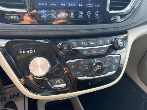 2017 Chrysler Pacifica Limited