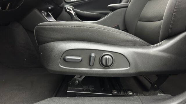 2025 Chevrolet Malibu LT