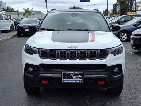 2025 Jeep Compass Trailhawk