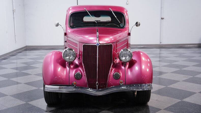 1936 Ford Deluxe