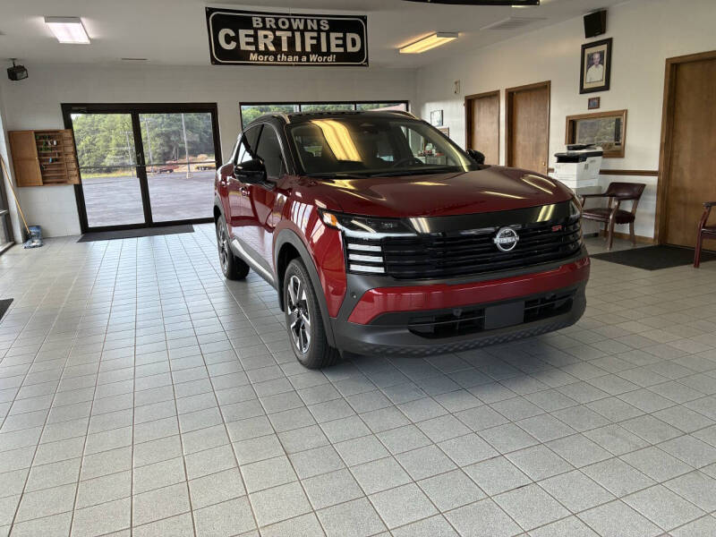 2025 Nissan Kicks SR