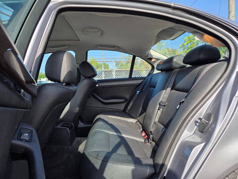 2005 BMW 3 Series 325i