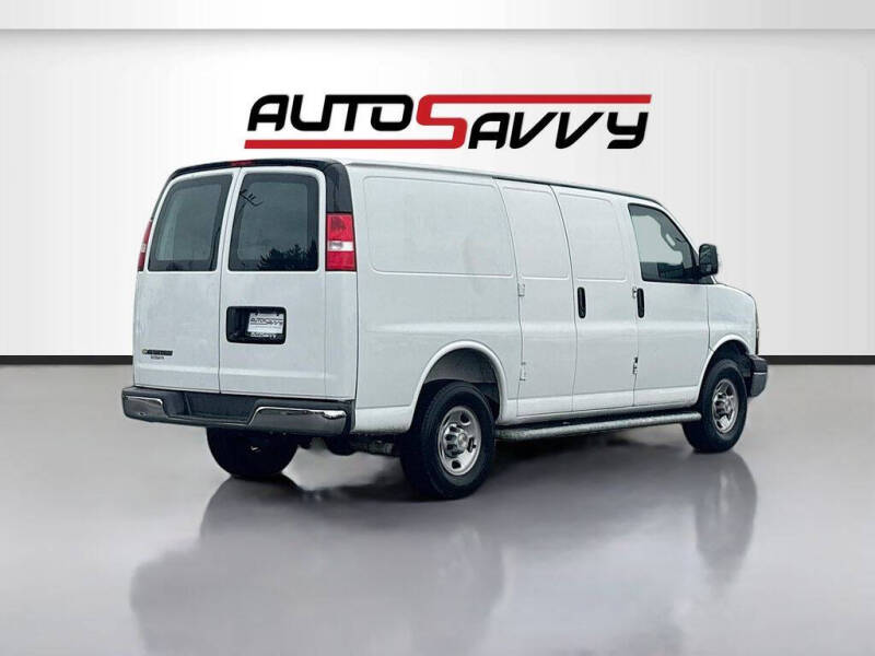 2025 Chevrolet Express 2500
